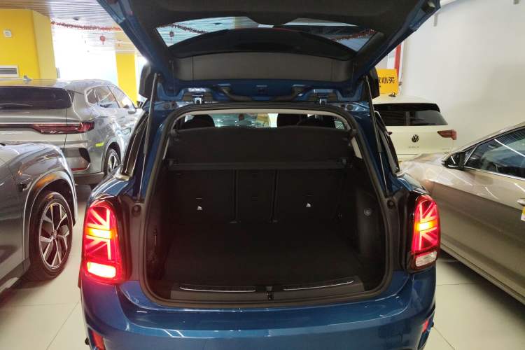 Used MINI Countryman 2018 1.5T COOPER Classic Edition