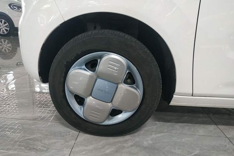 Used Geely Galaxy Panda 2023 Panda Mini 200km Endurance Bear Exterior 4