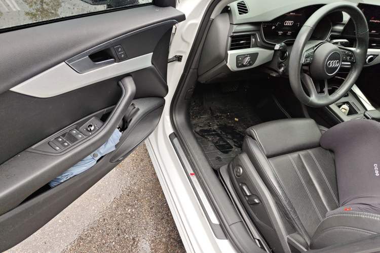 Used Audi A4L 2020 40 TFSI Luxury Dynamic Model Driver Seat