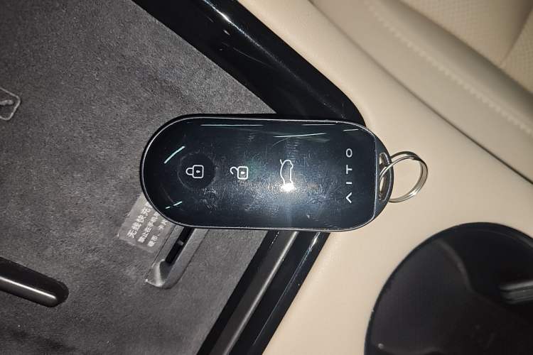 Used Hima AITO M5 2024 Extended-Range Max RS Four-Wheel Drive Advanced Intelligent Driving Version
