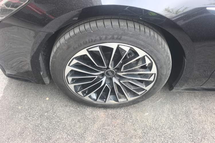 Used Audi A7L 2024 45 TFSI Luxury Edition Left Front Wheel Hub