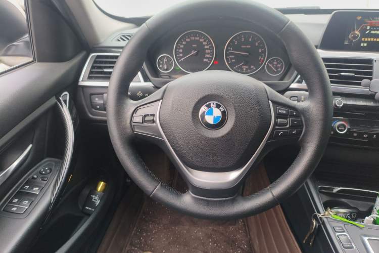 Used BMW 3 Series 2016 320Li Fashion Model