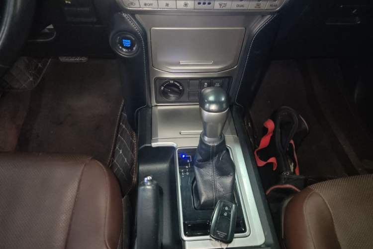 Used Toyota Prado 2018 3.5L Automatic TX-L NAVI with Rear-Mounted Spare Tire