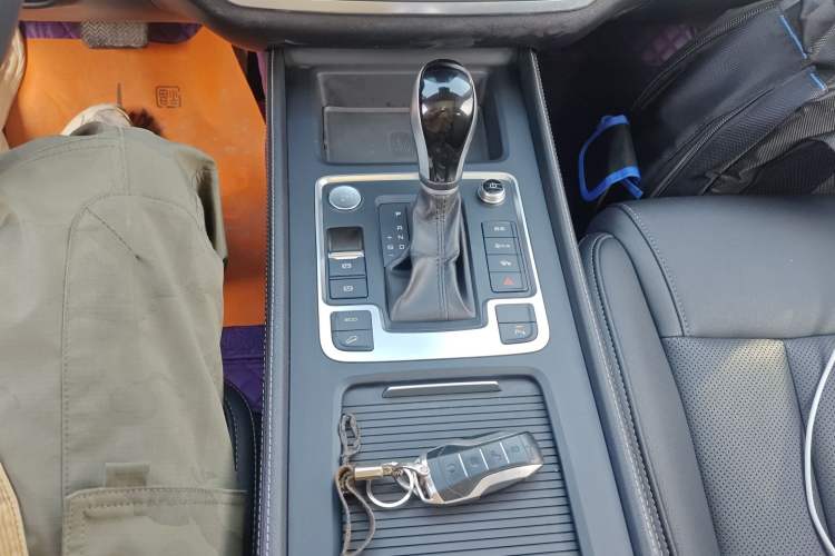 Used BYD Tang 2018 2.0T Automatic SmartConnect Prestige 5-Seater Emission Standard China V
