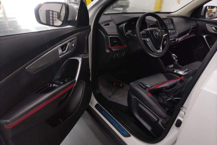 Used CHANGAN CS55 2018 1.5T Automatic Xuan Dong Model China V Standard
