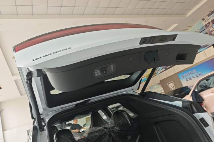 Used Dongfeng Aeolus L7 New Energy 2025 518 Comfort Edition
