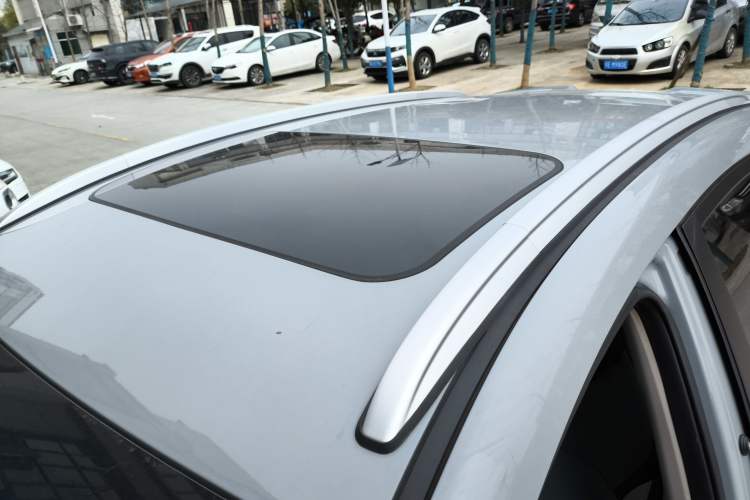 Used Geely Auto Emgrand S 2022 1.4T CVT Crossover Player Edition