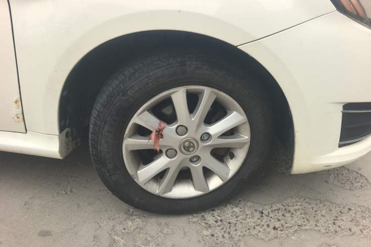 Used BAIC E Series 2013 Sedan 1.5L Manual Leshang Version