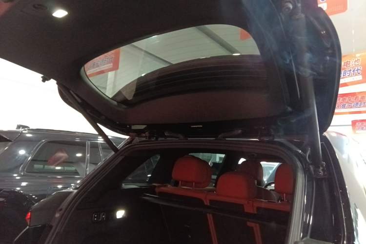 Used Li Auto L7 2023 Pro Model Trunk