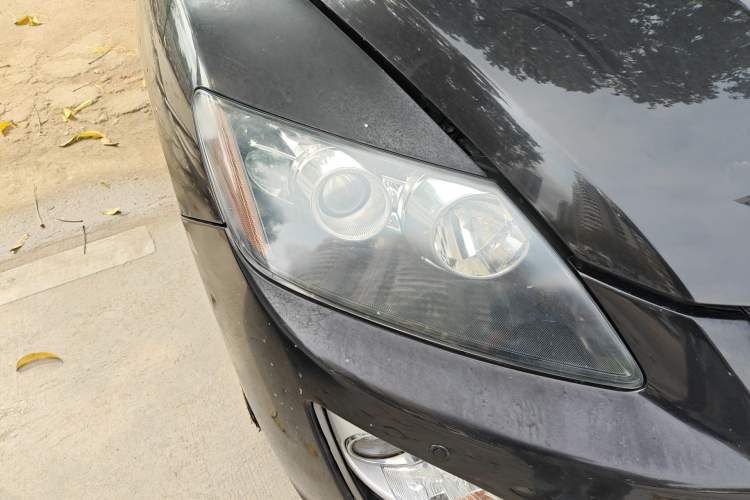 Used Mazda CX-7 2014 2.5L 2WD Luxury Edition Right Front Headlight