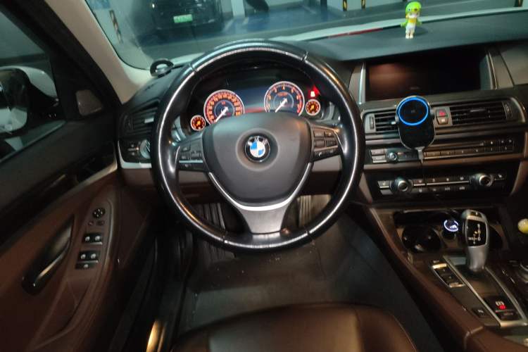 Used BMW 5 Series 2017 525Li Luxury Design Package
