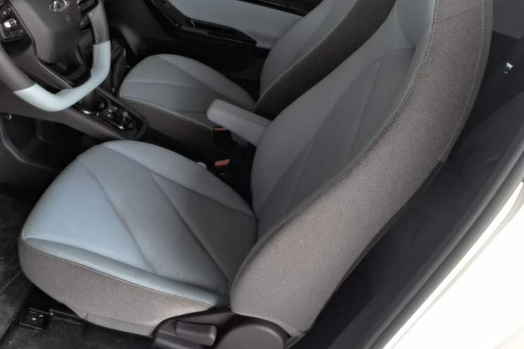 Used Chery Little Ant 2024 Revised Version Youth Edition 251 km True Love Edition 25.05 kWh Left Front Seat