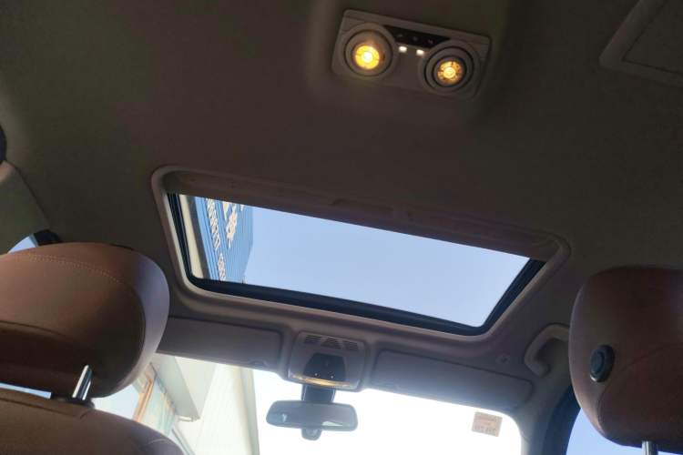 Used BMW 3 Series 2014 320Li Luxury Design Package Headliner