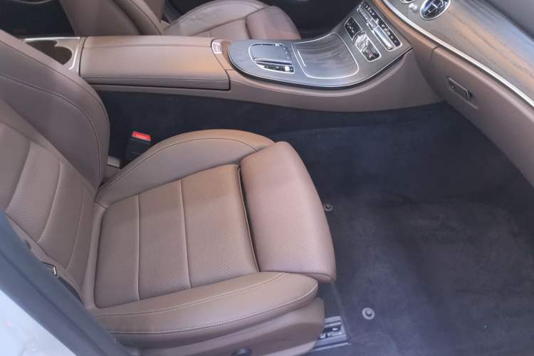 Used Mercedes-Benz E-Class 2020 Facelift E 260 L Sport Edition
