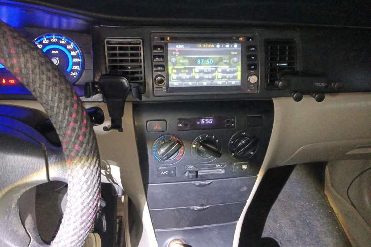 Used Geely Auto Vision 2015 1.5L Manual Entry-Level Model Audio And AC Panel