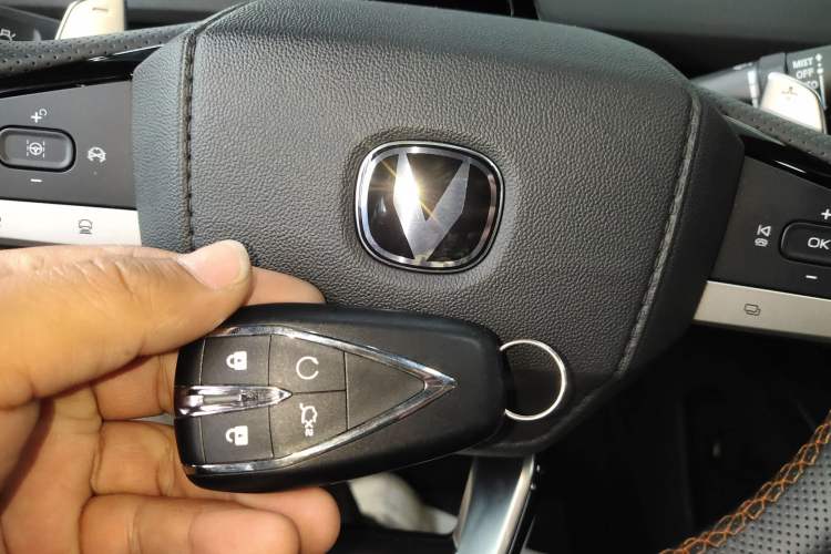 Used CHANGAN UNI-V 2024 1.5T Prestige Sport Edition
