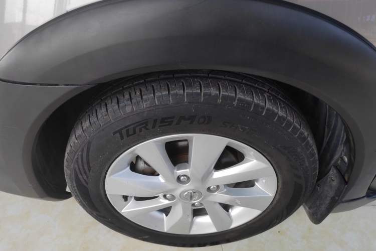 Used Nissan Livina 2013 Jinrui 1.6XL CVT Comfort Edition Left Front Wheel Hub