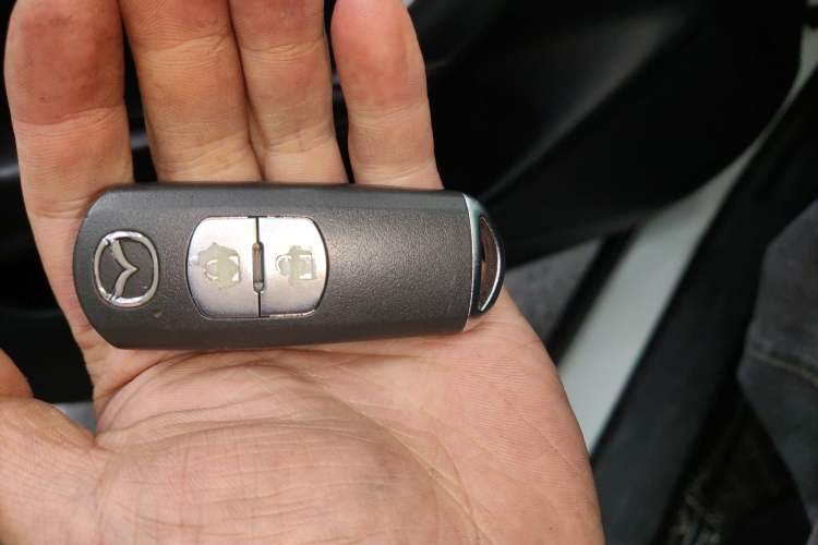 Used Mazda CX-4 2016 2.0L Automatic 2WD Blue Sky Luxury Edition