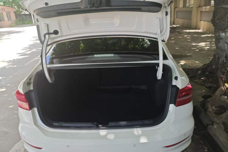 Used Volkswagen Lavida 2019 Lavida Start 1.5L Automatic Trendy Version China VI Standard