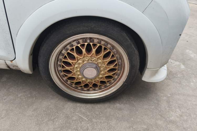 Used Wuling Hongguang MINIEV 2020 Enjoyment Model Lithium Iron Phosphate Right Front Wheel Hub