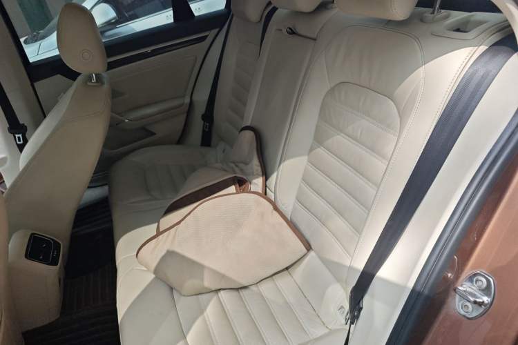 Used Volkswagen Lamando 2015 330TSI DSG Luxury Edition Left Rear Seat