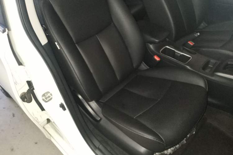 Used Nissan Sylphy 2021 Classic 1.6XE CVT Comfort Edition Right Front Seat