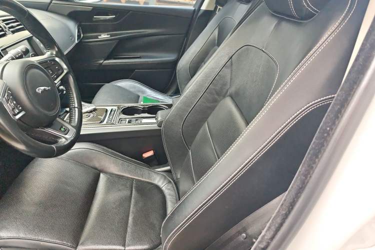 Used Jaguar XE 2015 2.0T 200 PS R-Sport
