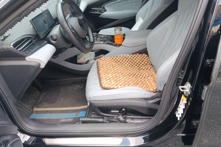 Used BYD Seal 2022 550 km Standard Range Rear-Wheel Drive Prestige Version
