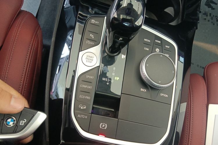 Used BMW X3 2022 xDrive30i Luxury Model M Night Sky Package Gear Lever