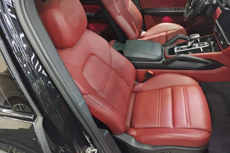 Used Porsche Cayenne E-Hybrid 2023 Cayenne E-Hybrid 2.0T Platinum Edition
