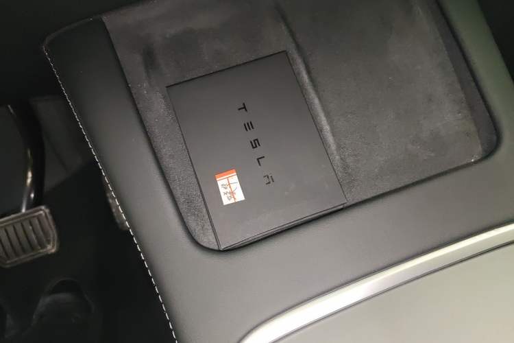 Used Tesla Model Y 2024 Rear-Wheel-Drive Version
