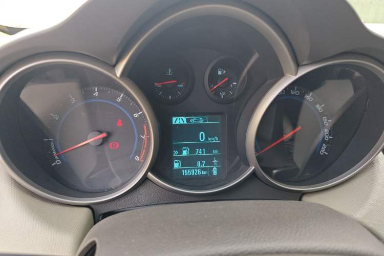 Used Chevrolet Cruze 2015 1.5L Classic SE MT Instrument Cluster