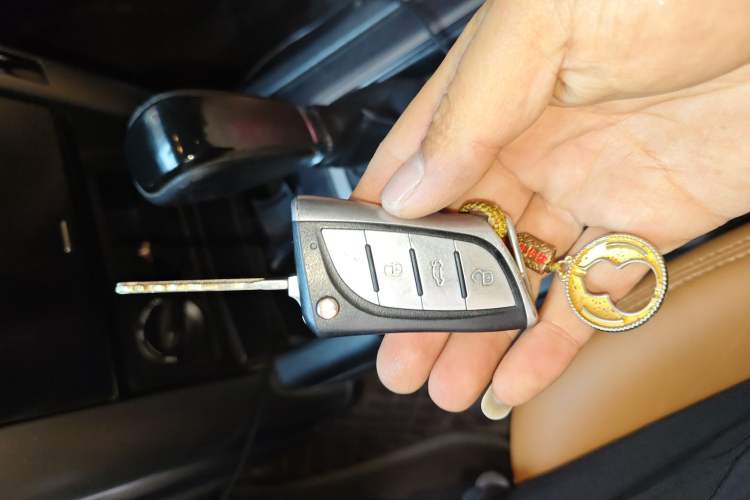 Used Toyota Prado  Vehicle Key