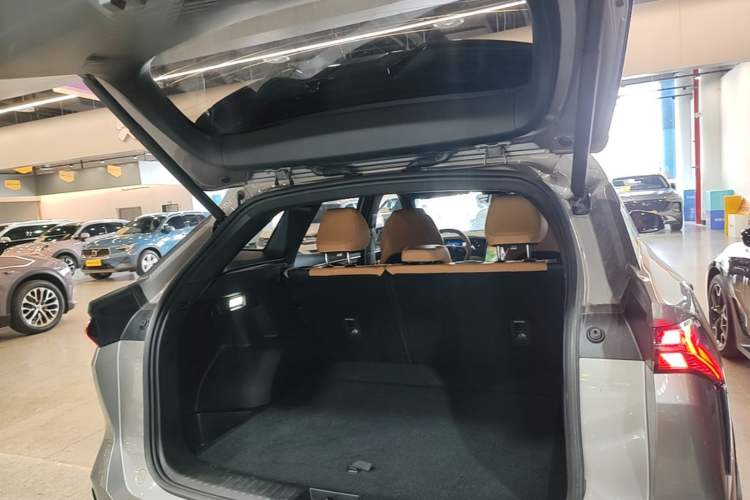 Used Geely Galaxy L7 2023 1.5T 115 km Starship