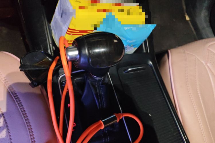 Used Kia Sorento 2015 Sorento L 2.4L Gasoline 4WD Elite Edition 7 Seats China IV Standard