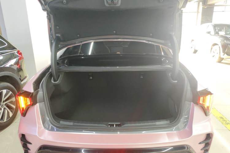 Used Lynk & Co 03 2023 2.0TD DCT JingPro
