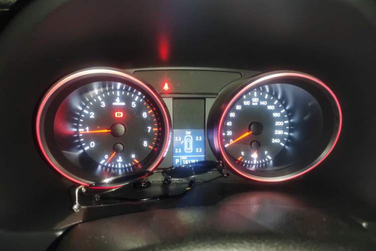 Used Haval H6 2015 Sport Edition 1.5T Automatic Two-Wheel Drive Luxury Model