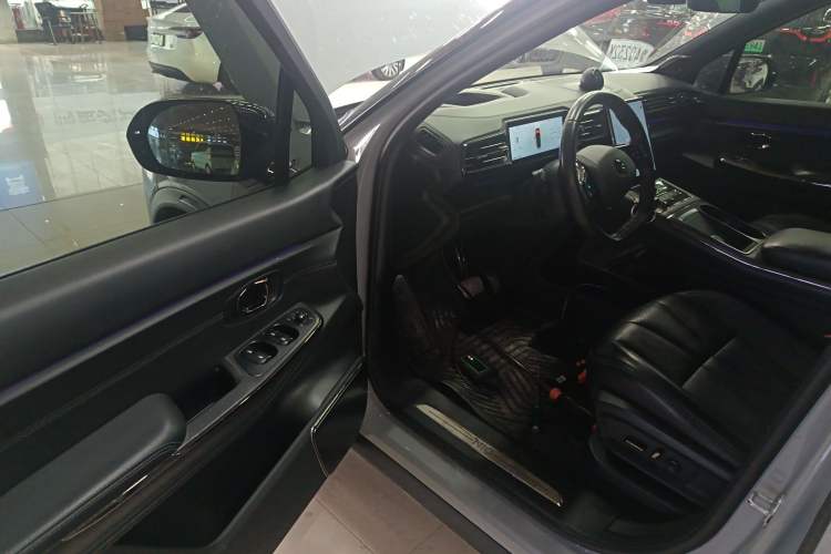 Used Nio ES8 2020 580 km Signature Edition 7-Seater Version
