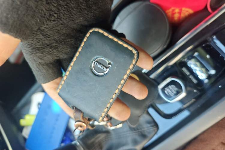 Used Volvo XC60 2019 T5 4x4 Smart Edition China VI Standard