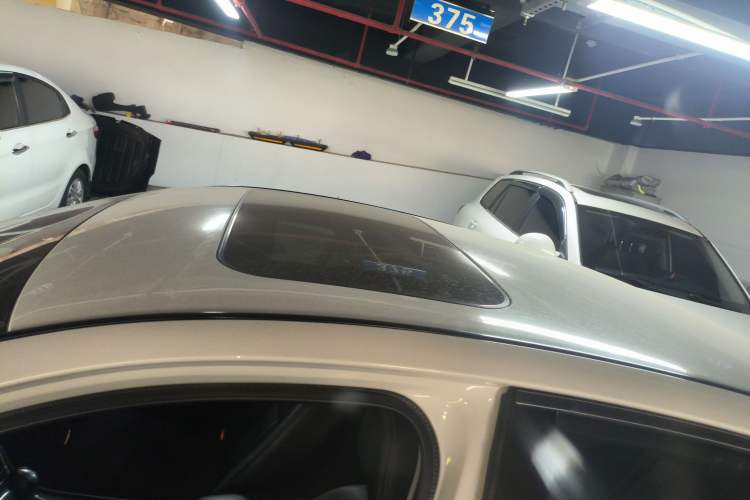 Used Infiniti Q50 2014 2.0T Comfort Edition
