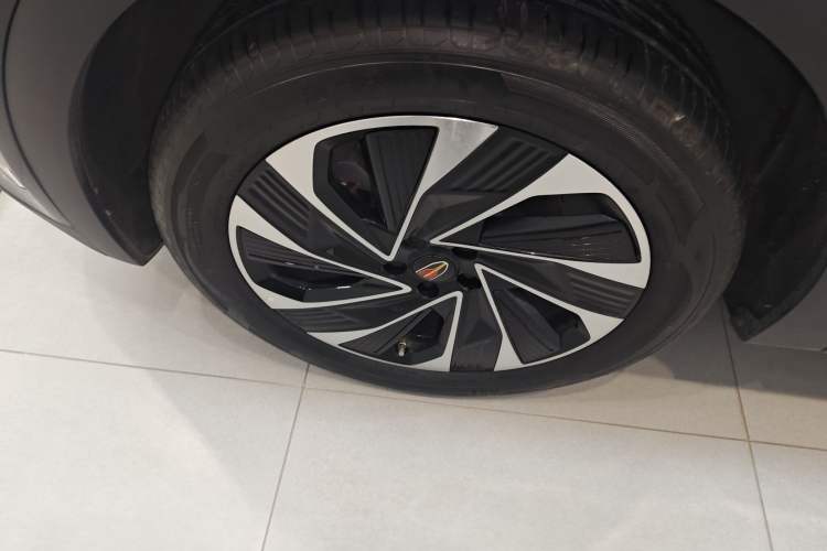 Used Hongqi HS7 PHEV 2024 2.0T PHEV Four-Wheel Drive Flagship Edition 6 Seats
