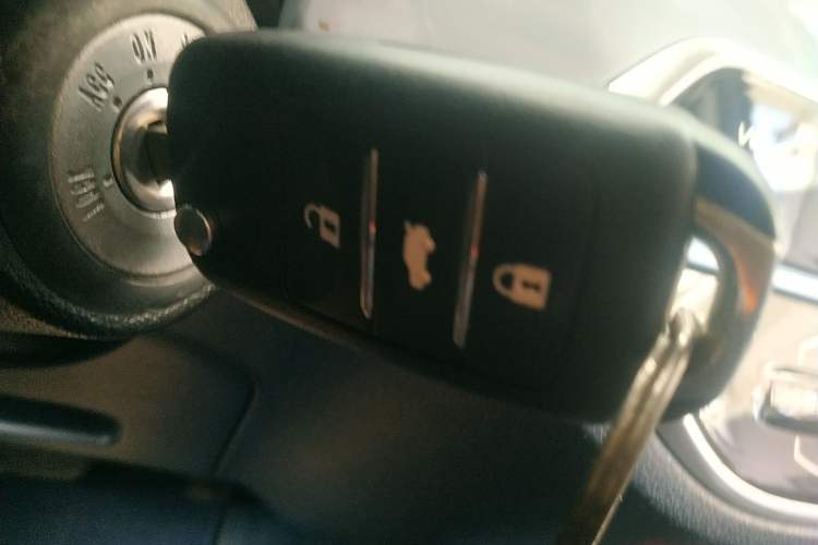 Used Oshan Benni E-Star 2022 Qingxin Edition Colorful Model Lithium Iron Phosphate
