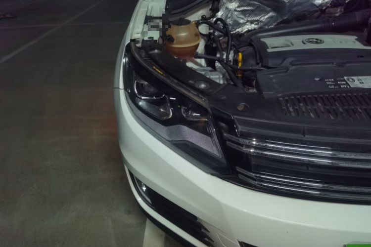 Used Volkswagen Tiguan 2016 300TSI Automatic Two-Wheel Drive Luxury Edition Right Front Headlight