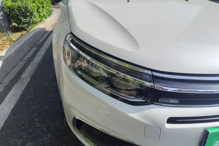 Used Citroen C5 2017 350THP Automatic Luxury Model Right Front Headlight