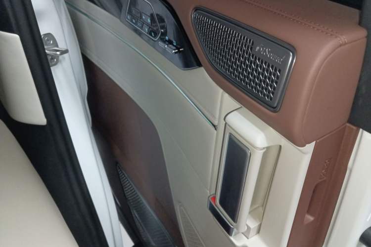 Used BYD Xia 2025 DM-i 1.5T 180km Excellence Model