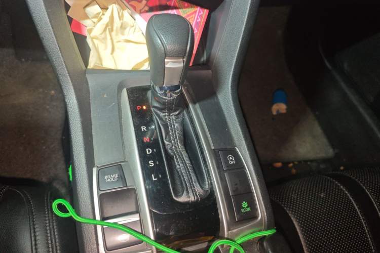 Used Honda Civic 2016 220TURBO CVT Luxury Edition
