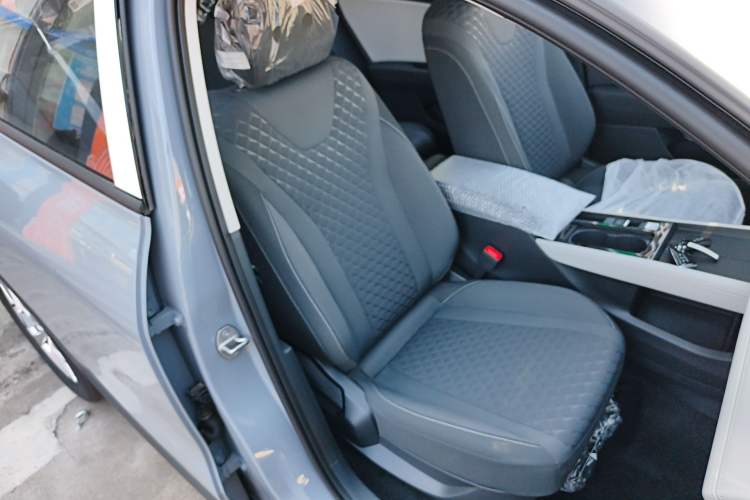 Used Jetta VS8 2026 Model 280TSI Automatic All-Round Edition Right Front Seat