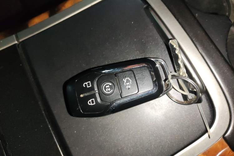 Used Lincoln MKX 2017 2.7T Four-Wheel Drive Prestige Edition
