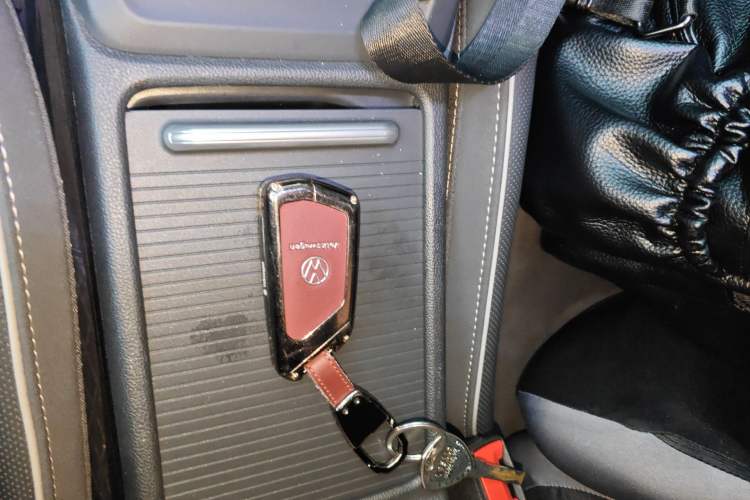 Used Volkswagen Golf 2023 Facelift 280TSI DSG R-Line Lite