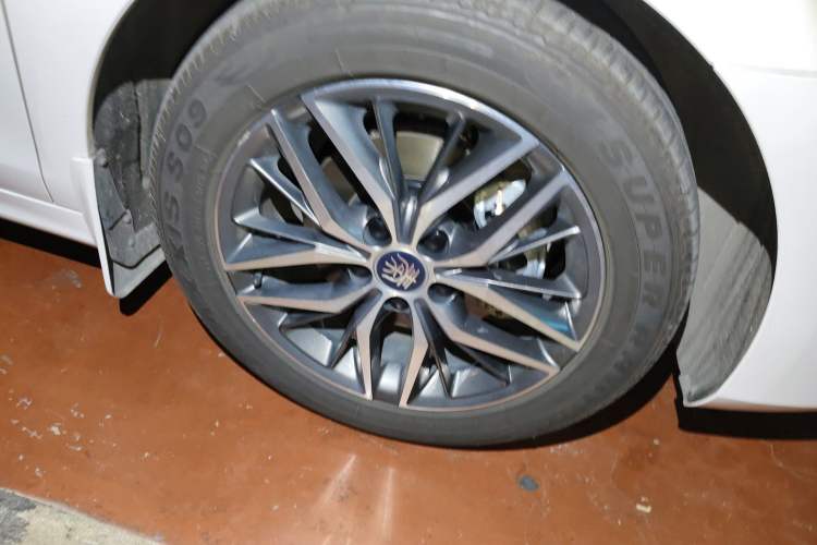 Used BYD Qin PLUS 2021 EV 500KM Luxury Model